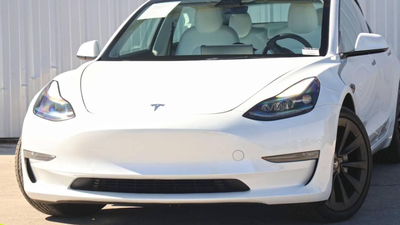 TESLA MODEL 3 2022 5YJ3E1EB8NF269015 image